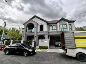 bangkok boulevard signature